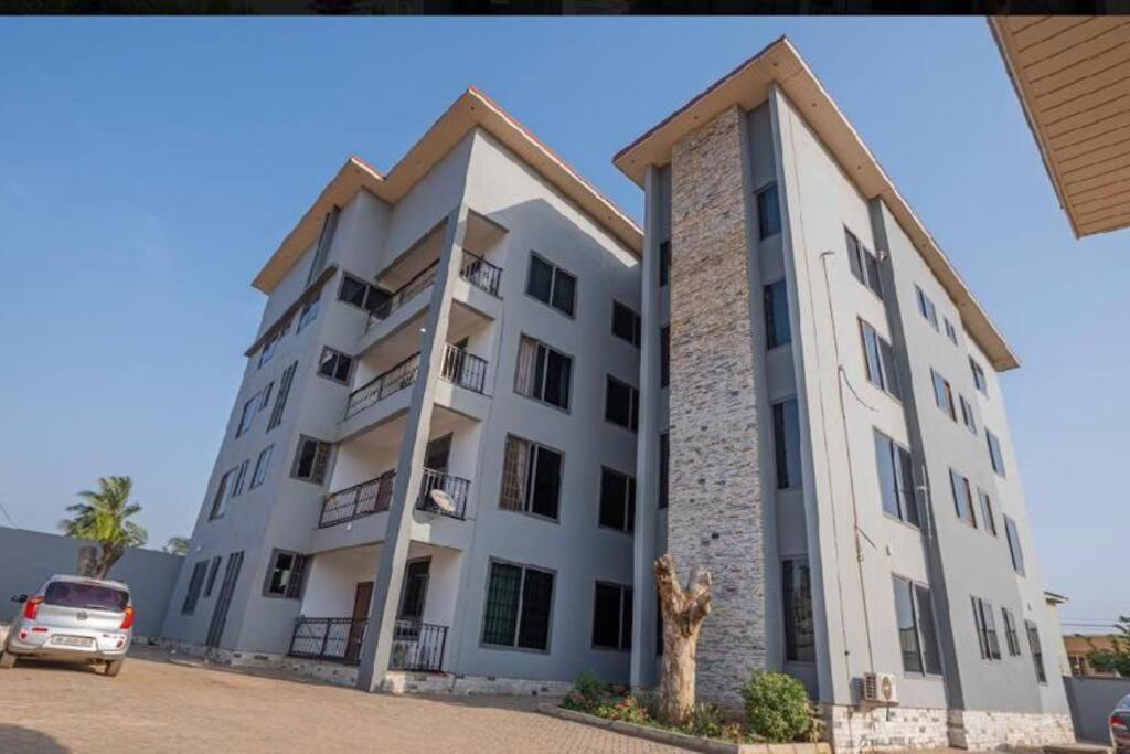 Cozy Penthouse ,Accra Ghana Owuraman Buitenkant foto