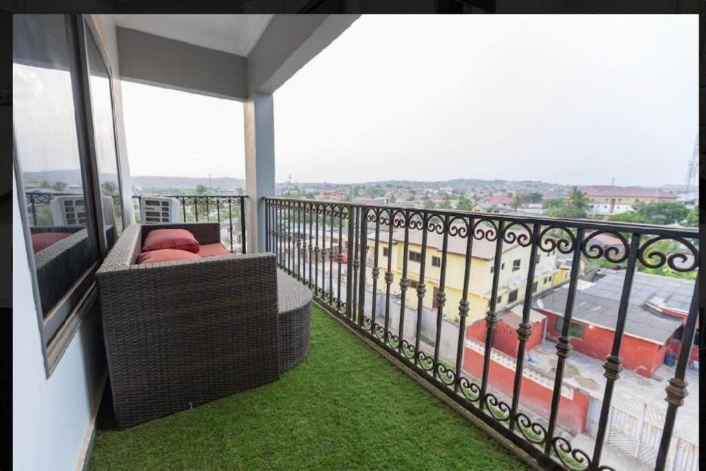 Cozy Penthouse ,Accra Ghana Owuraman Buitenkant foto